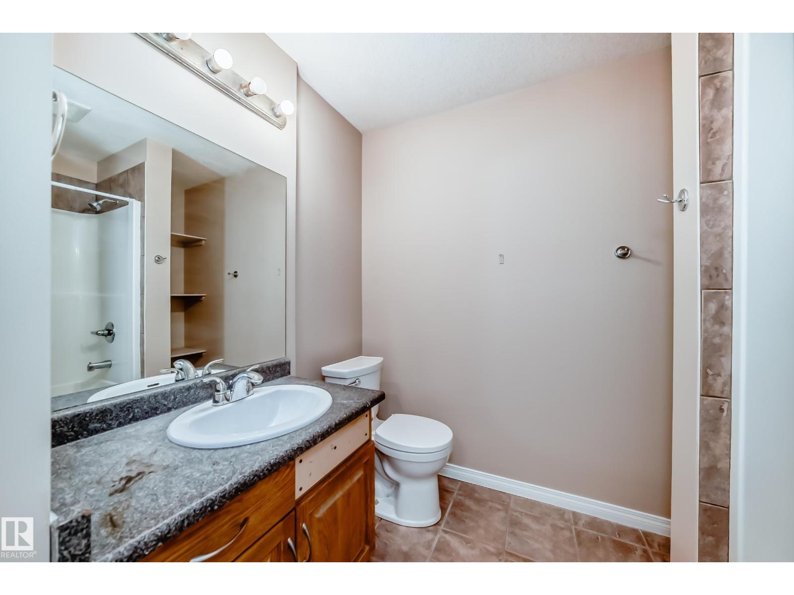 9825 156 ST NW - 29