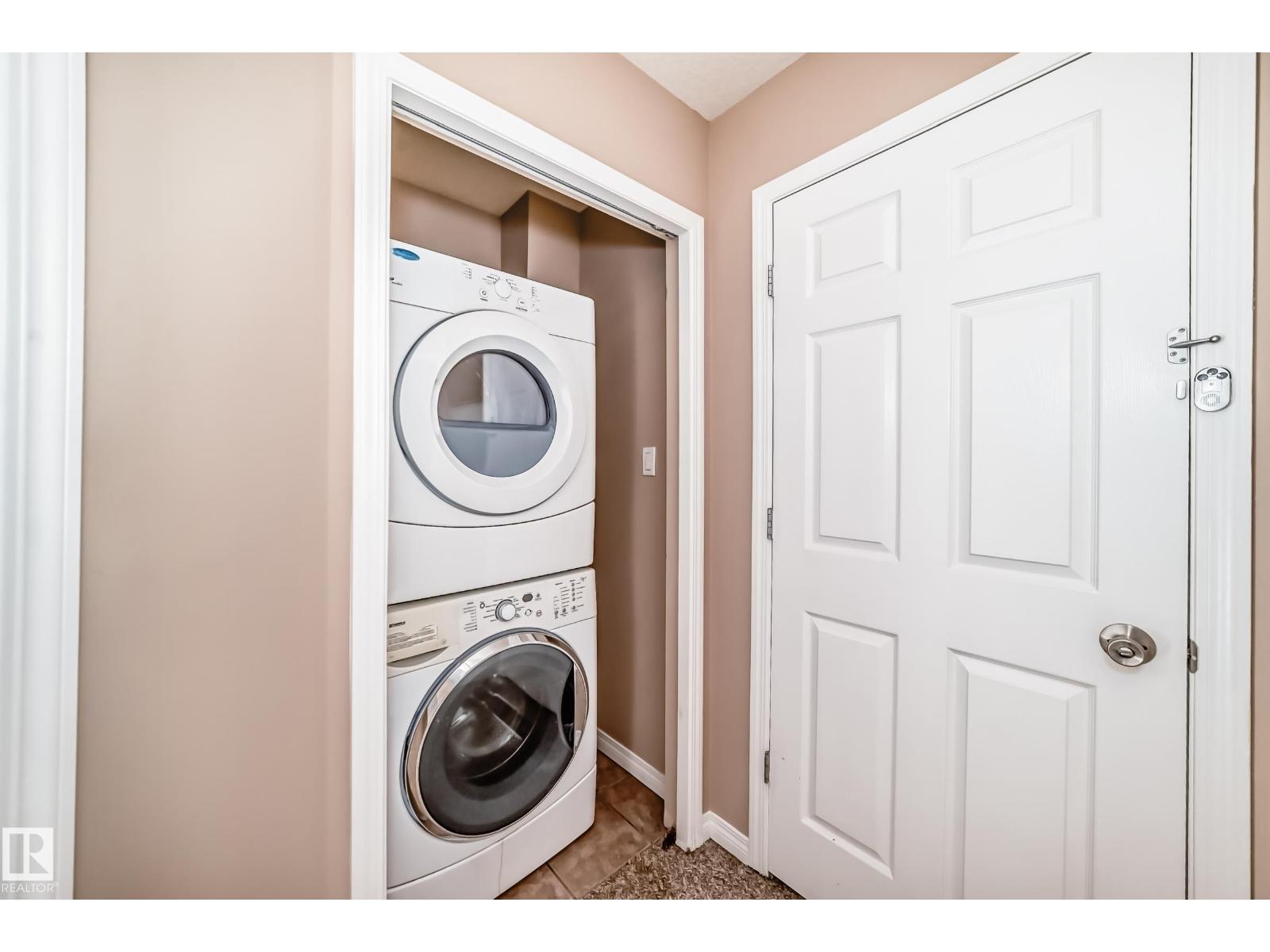 9825 156 ST NW - 32