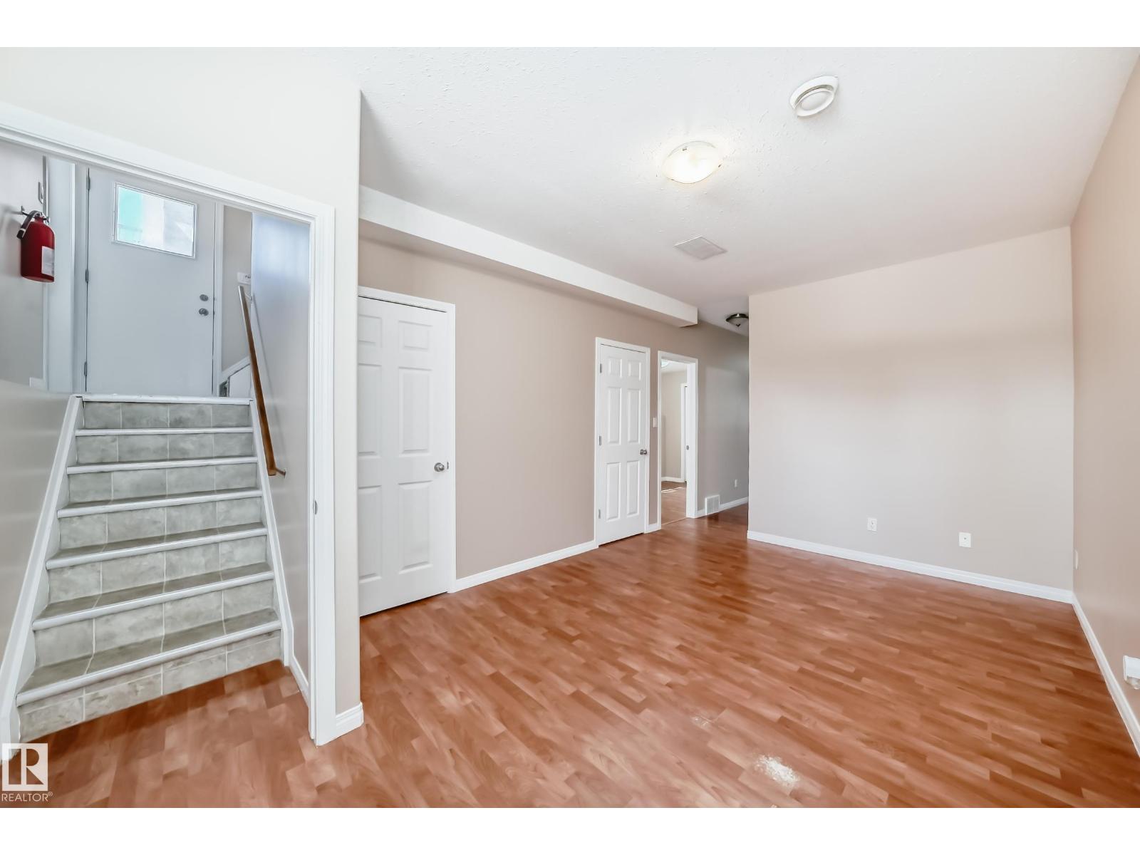 9825 156 ST NW - 37