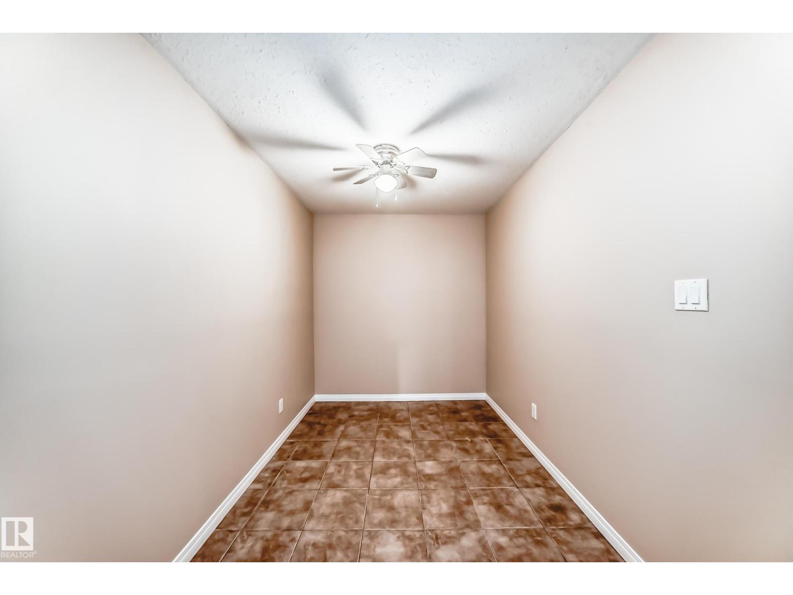 9825 156 ST NW - 44