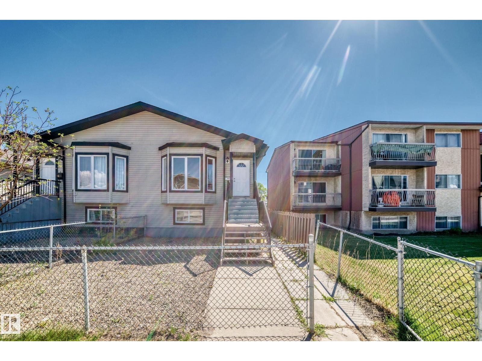 9825 156 ST NW - 62