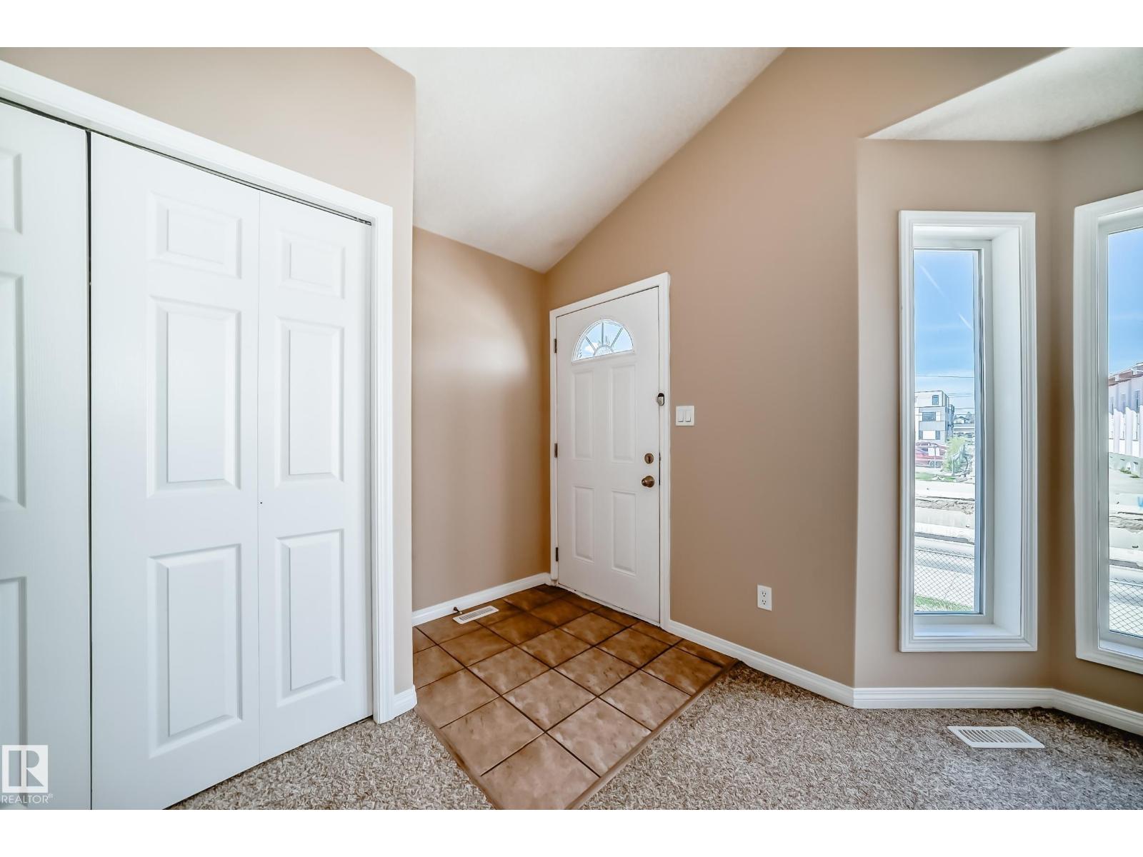 9825 156 ST NW - Image 2