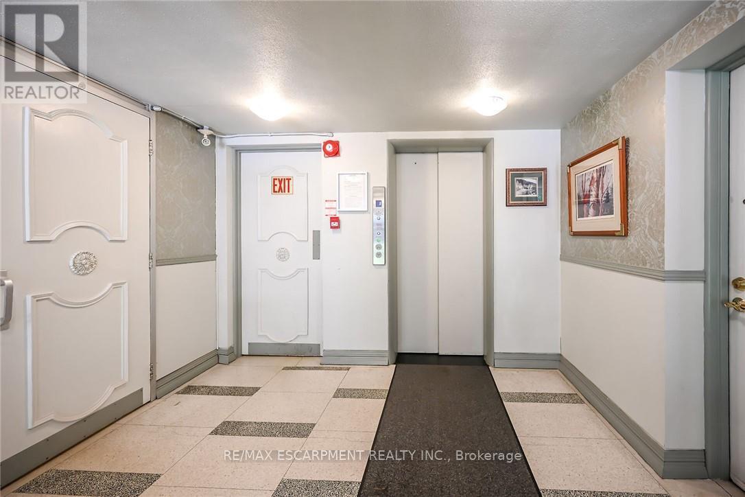 #405 107 ST JOSEPH'S DRIVE - 4
