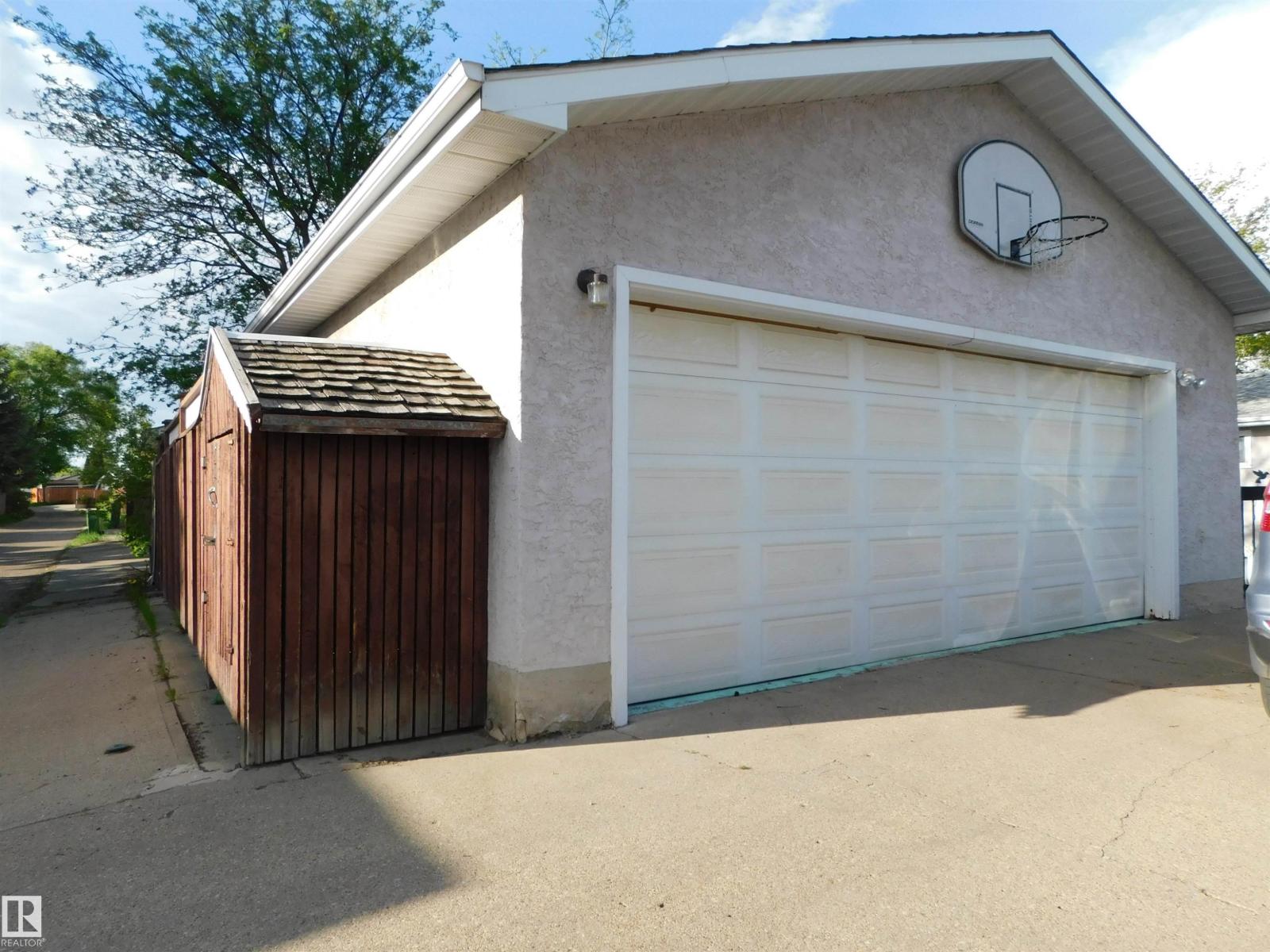 10908 30 ST NW - 28