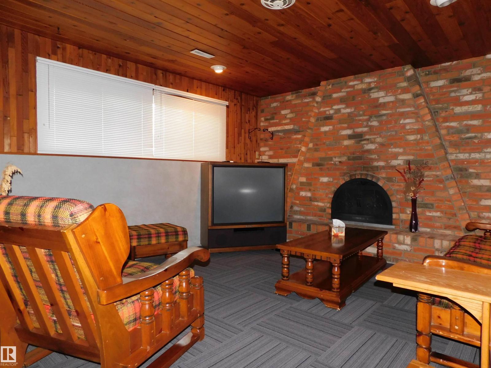 10908 30 ST NW - 14