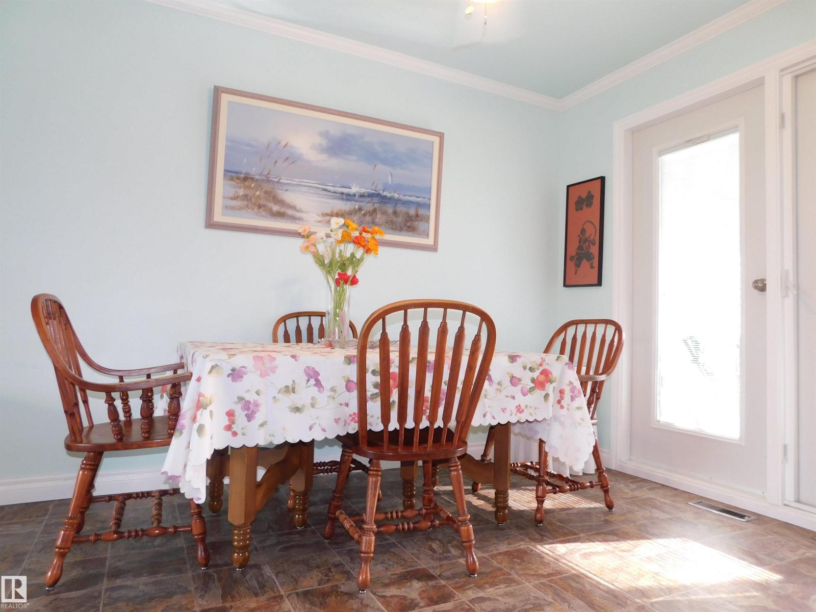 10908 30 ST NW - 5