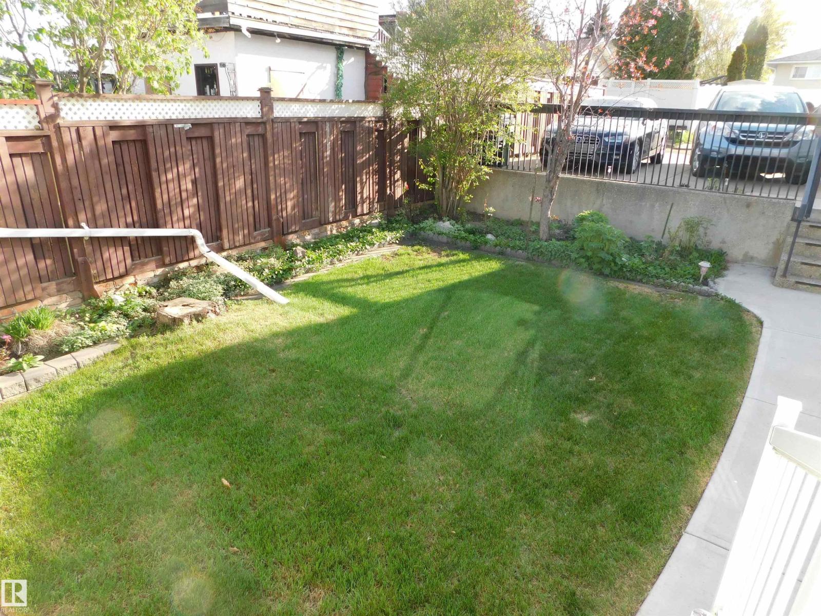 10908 30 ST NW - 25