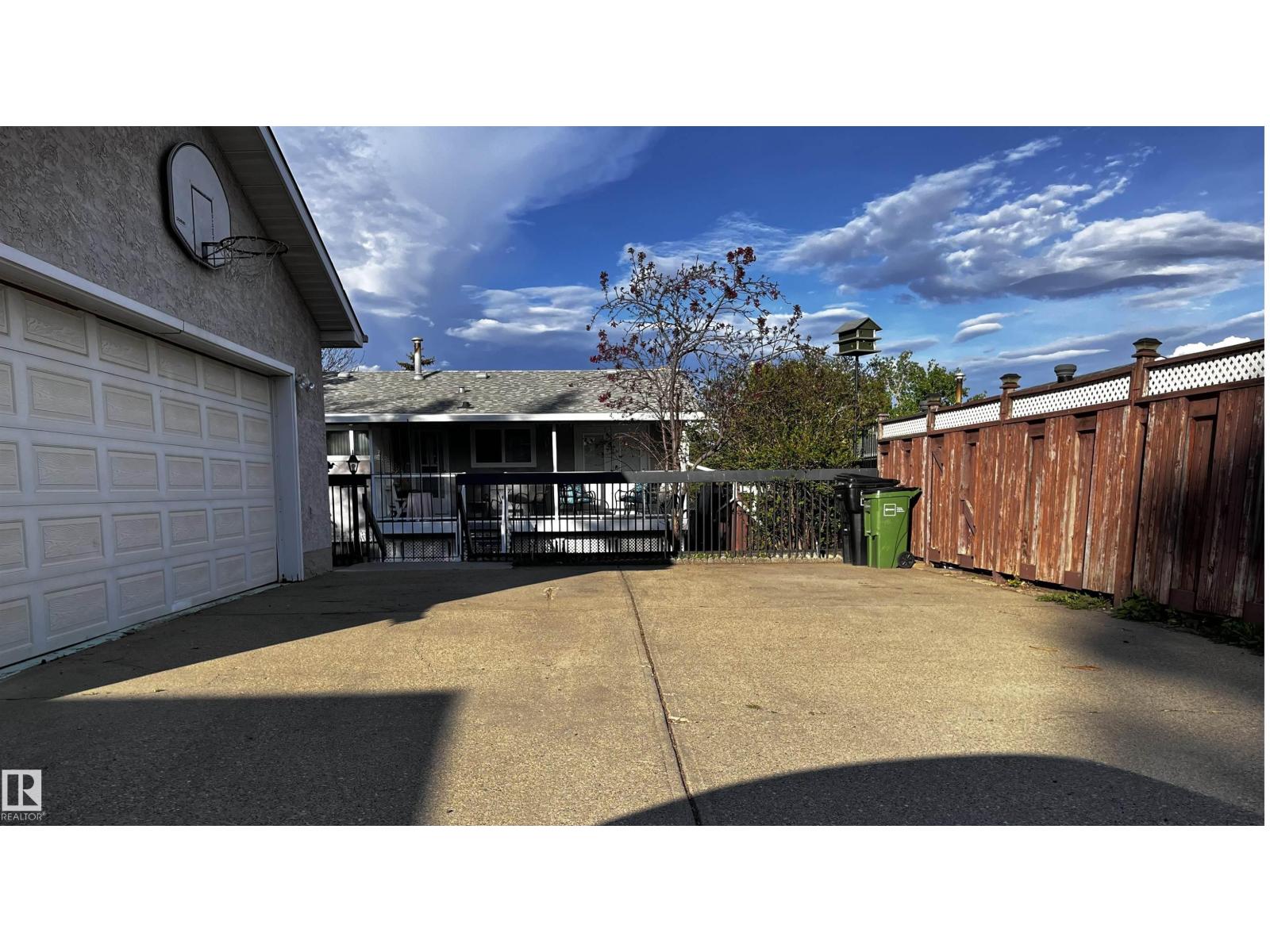 10908 30 ST NW - 31