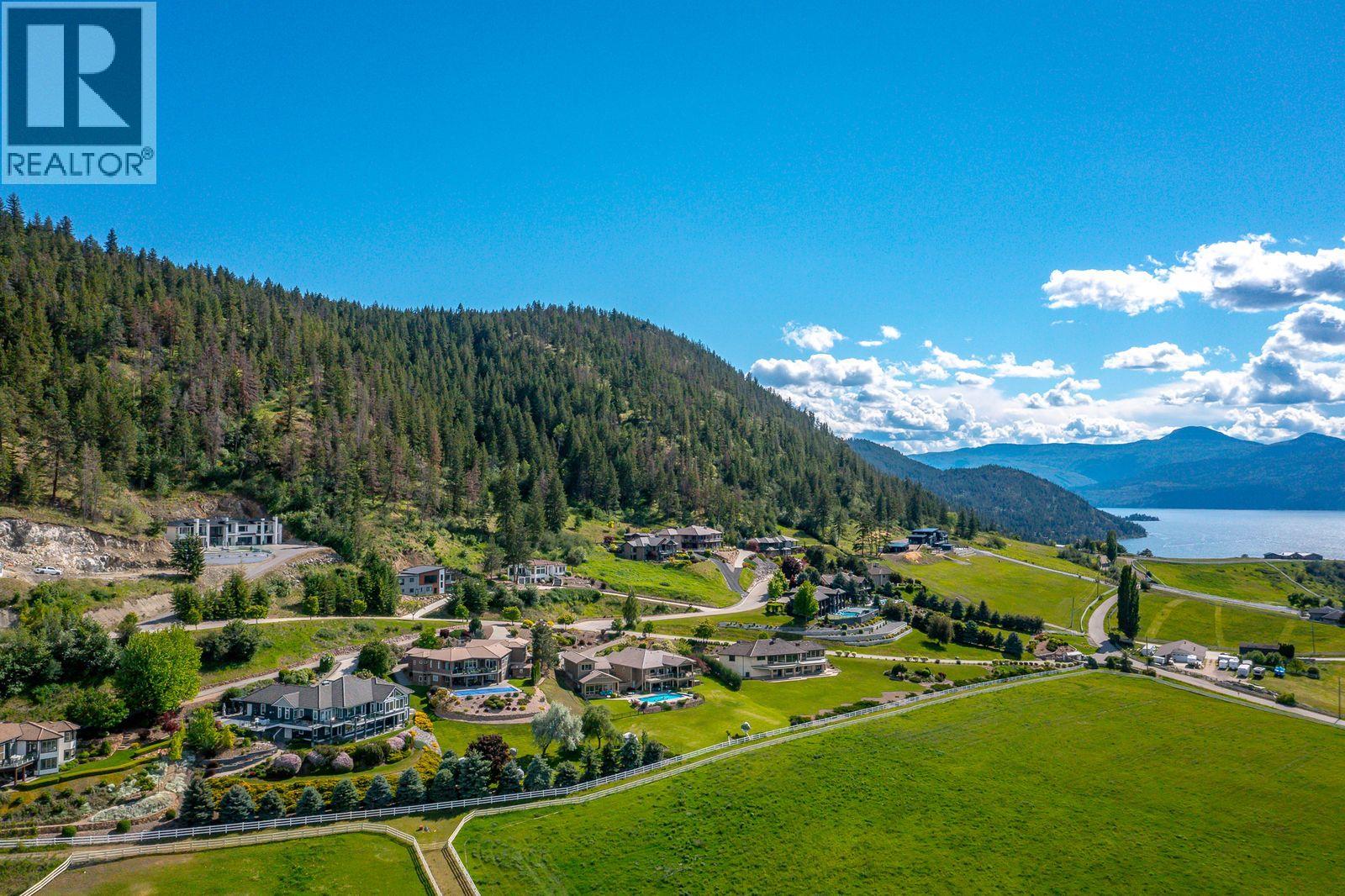  116 Sunset Boulevard, Vernon