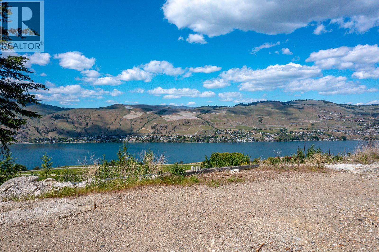  116 Sunset Boulevard, Vernon