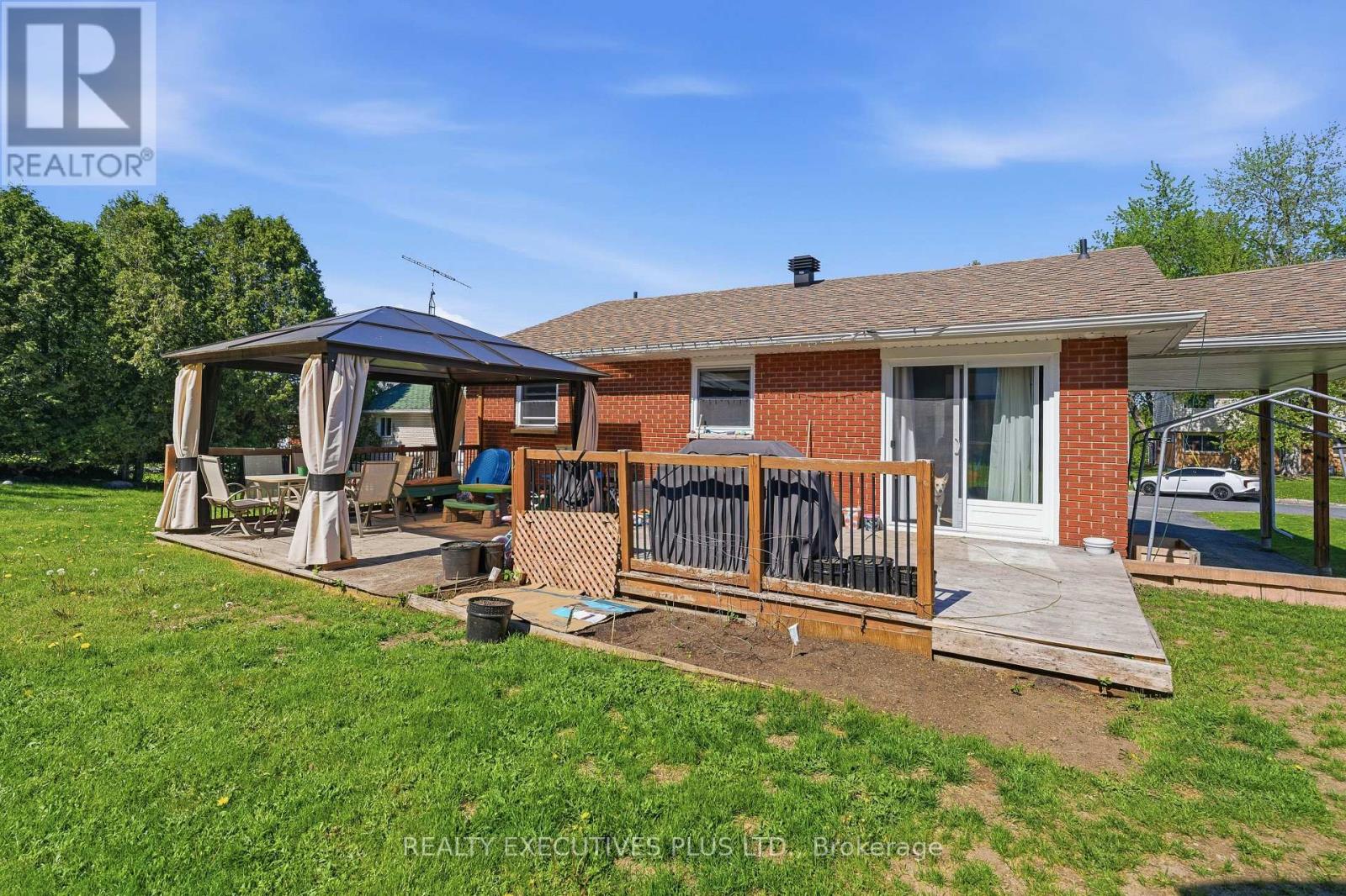 448 DOMINION STREET S - 27