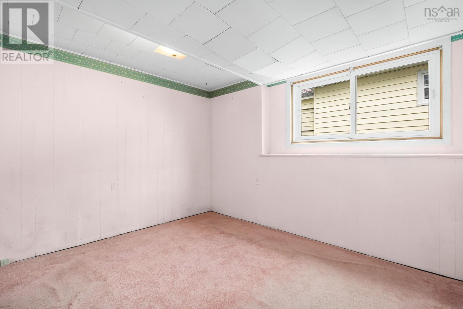 92 Joffre Street - 24