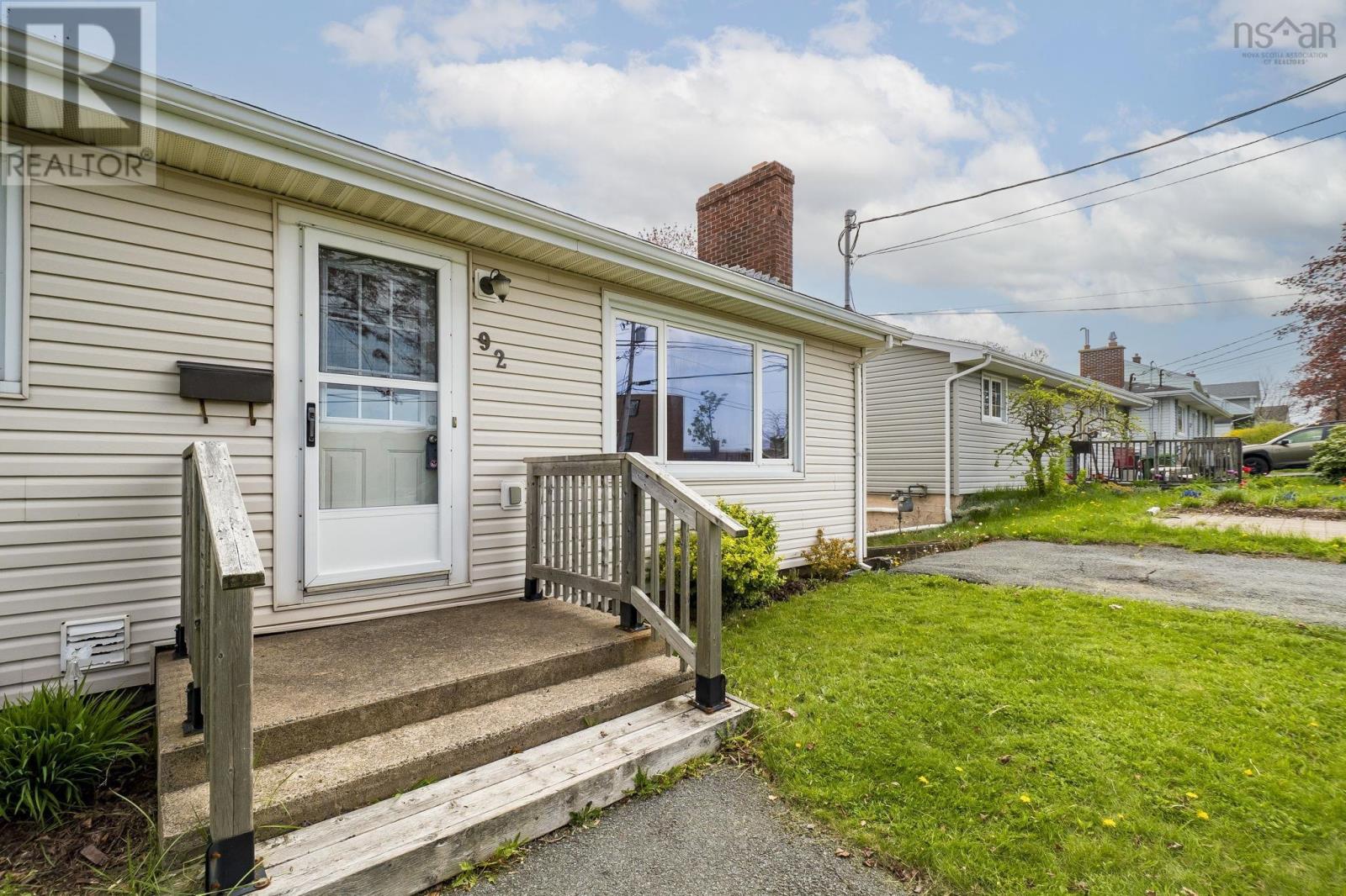 92 Joffre Street - 36