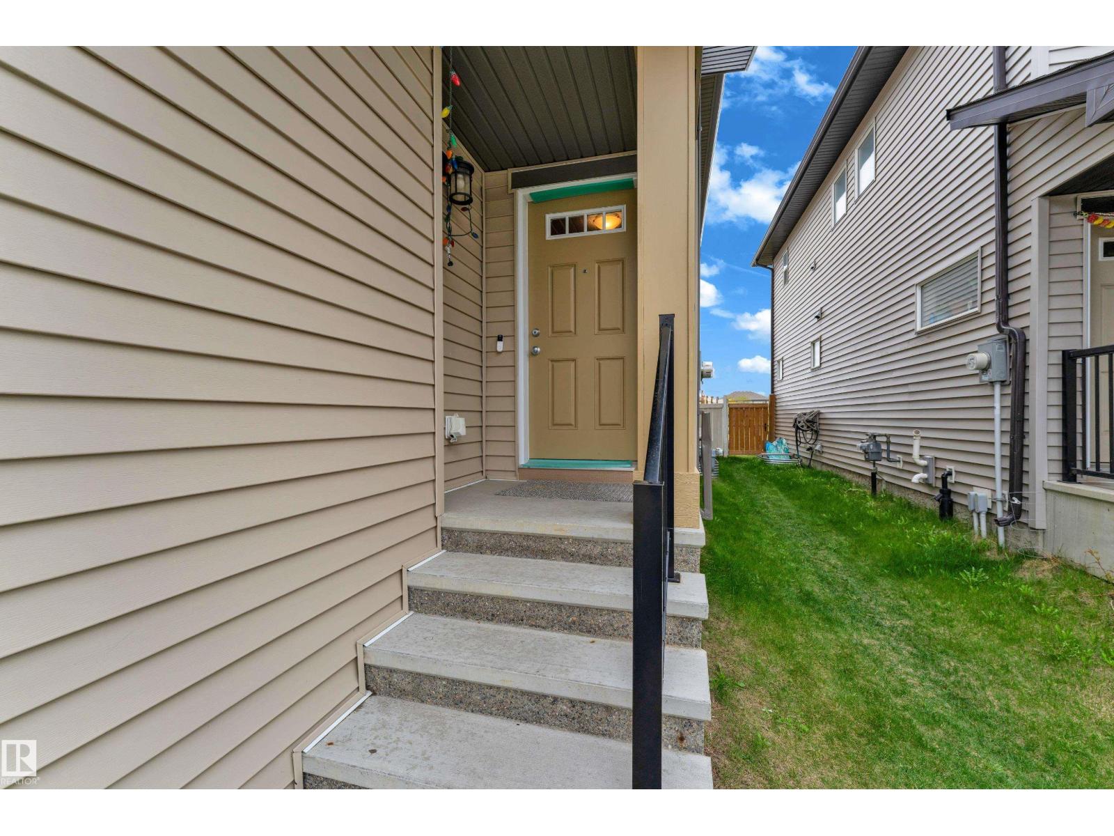 1814 27 ST NW - 5