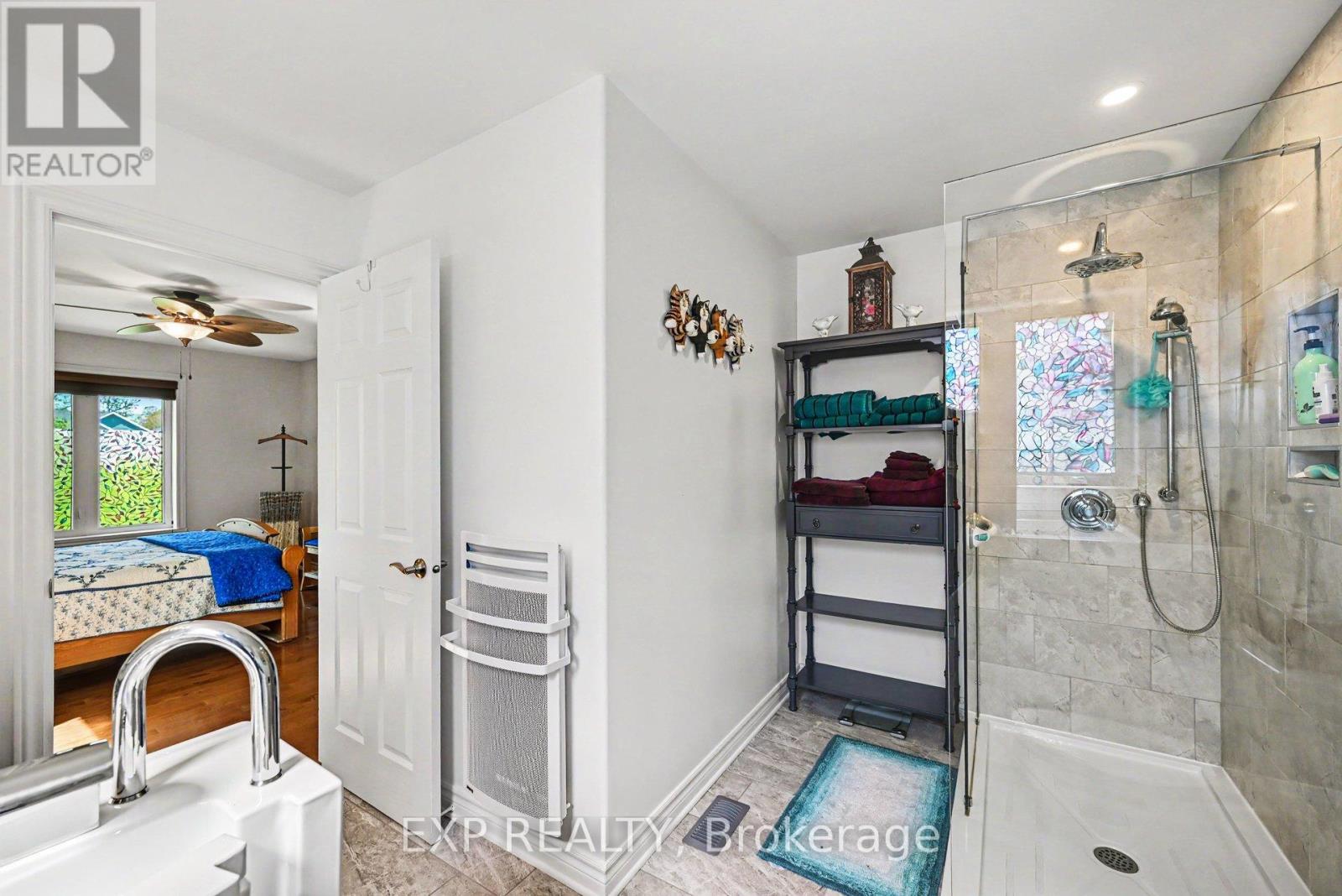28 JIM BROWNELL BOULEVARD - 21