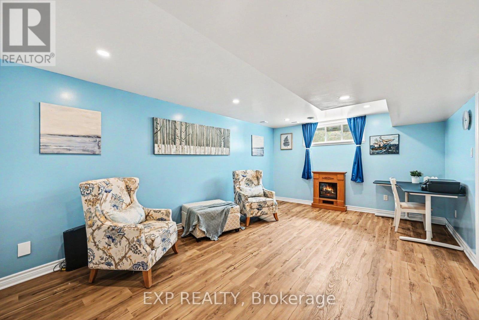 28 JIM BROWNELL BOULEVARD - 29
