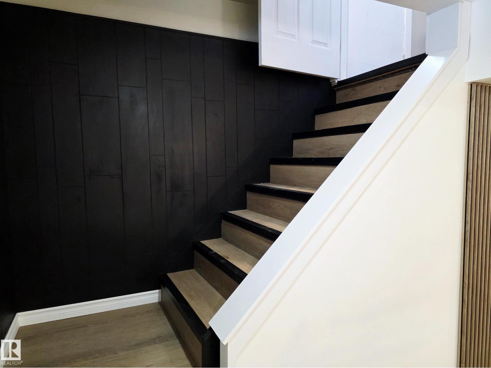 5204 43 AV — photo 31