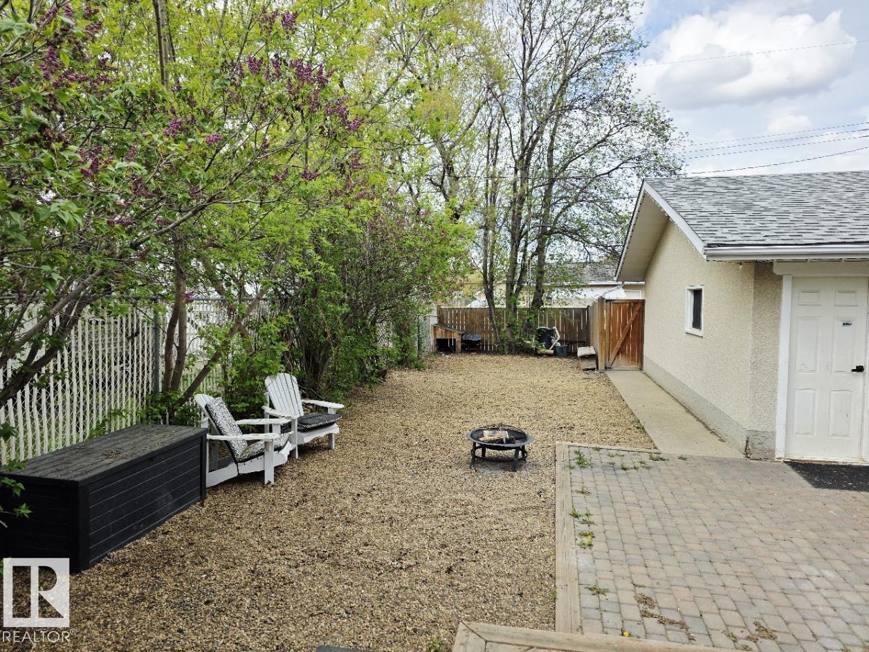 5204 43 AV — photo 58
