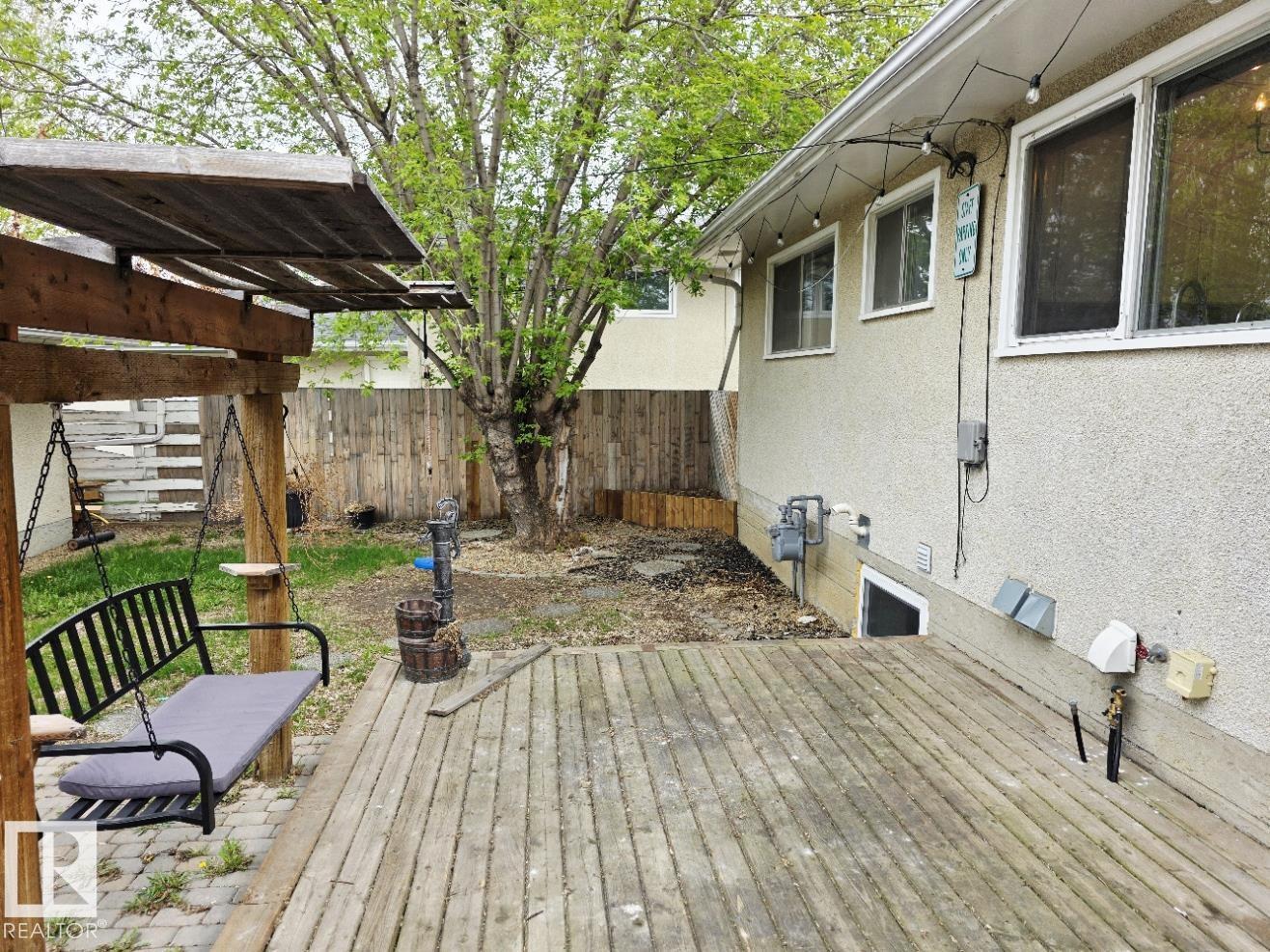 5204 43 AV — photo 56