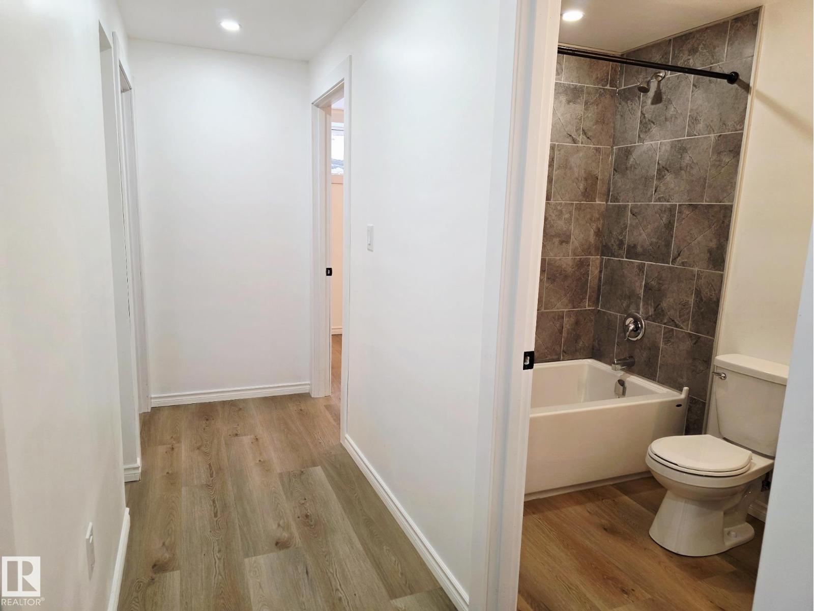 5204 43 AV — photo 44