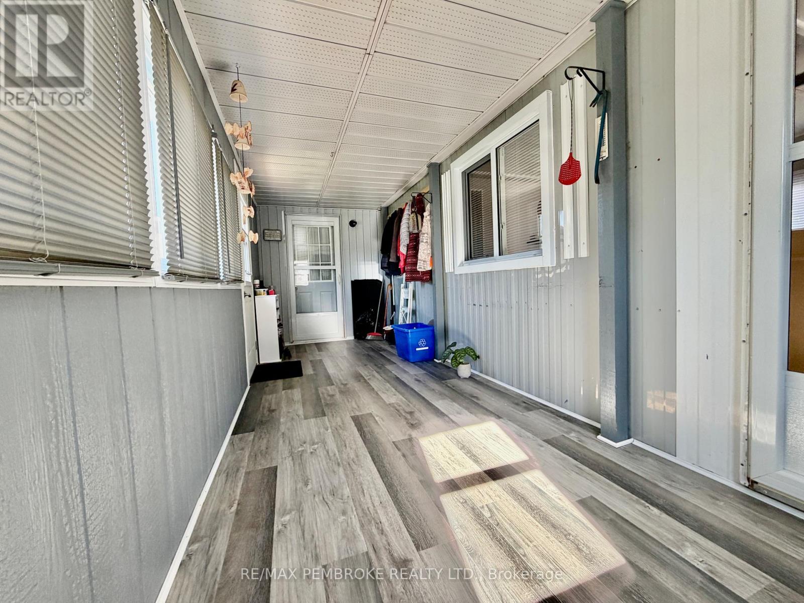 103 PINEHURST ESTATES - 20