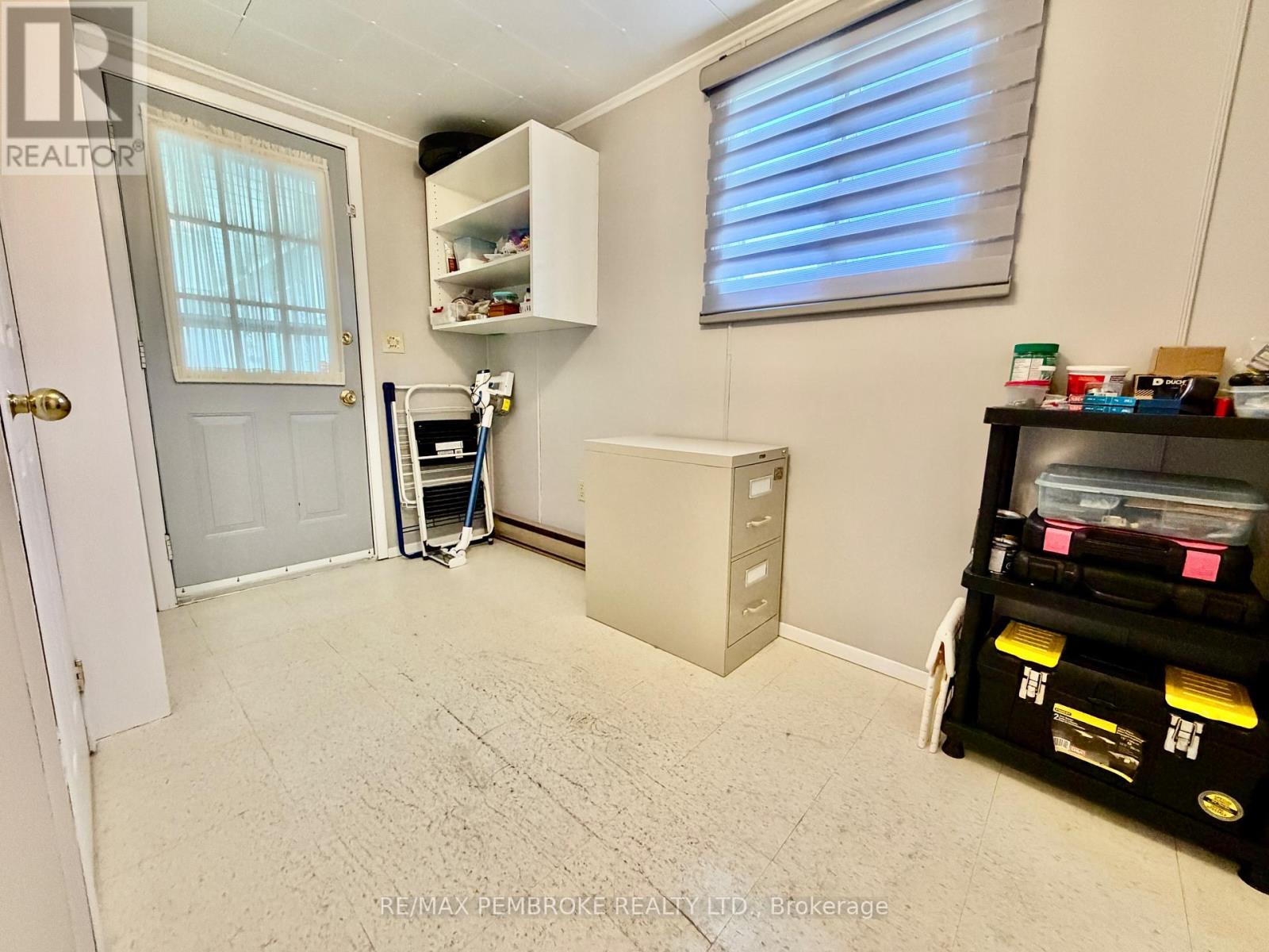 103 PINEHURST ESTATES - 25