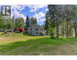 Living room - 2693 Osachoff Road, South Slocan, BC V1N4P4 Photo 6