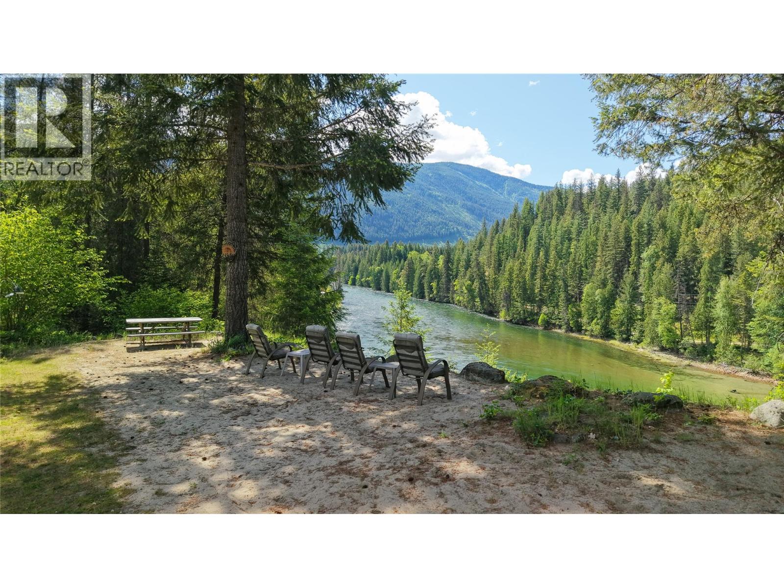 2693 Osachoff Road - 7