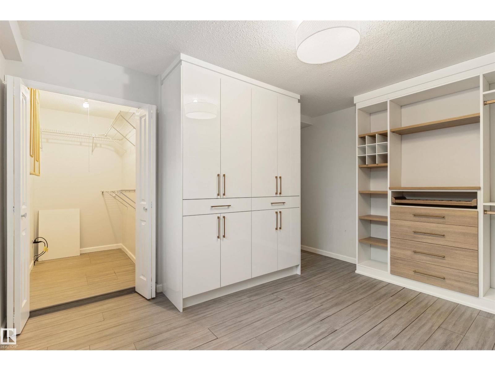 #25 52147 RGE ROAD 231 - 15