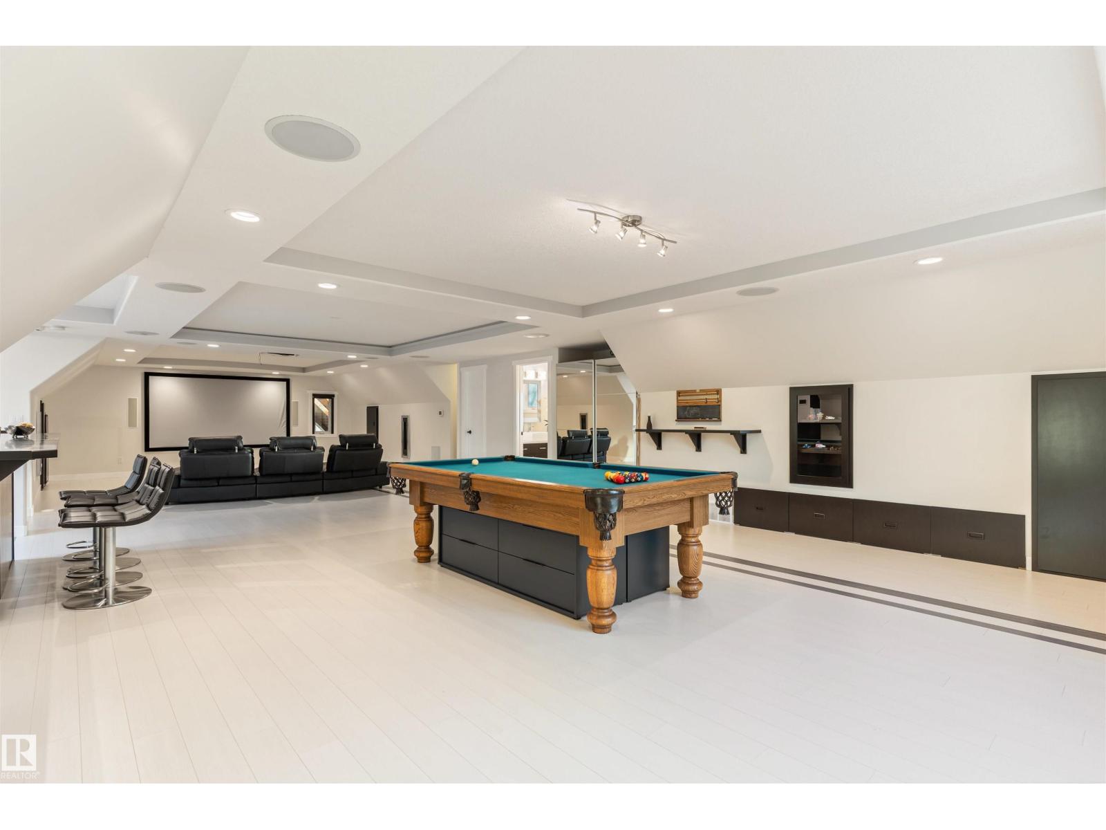 #25 52147 RGE ROAD 231 - 22