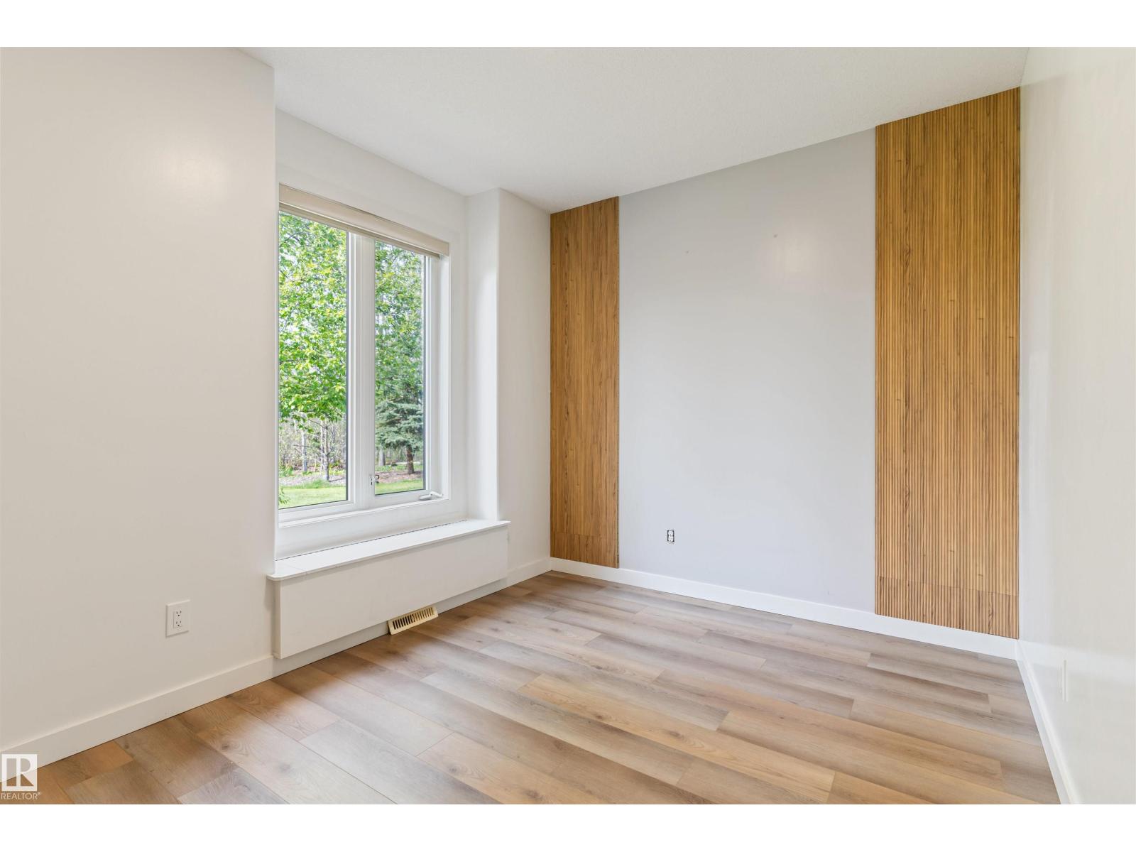 #25 52147 RGE ROAD 231 - 49