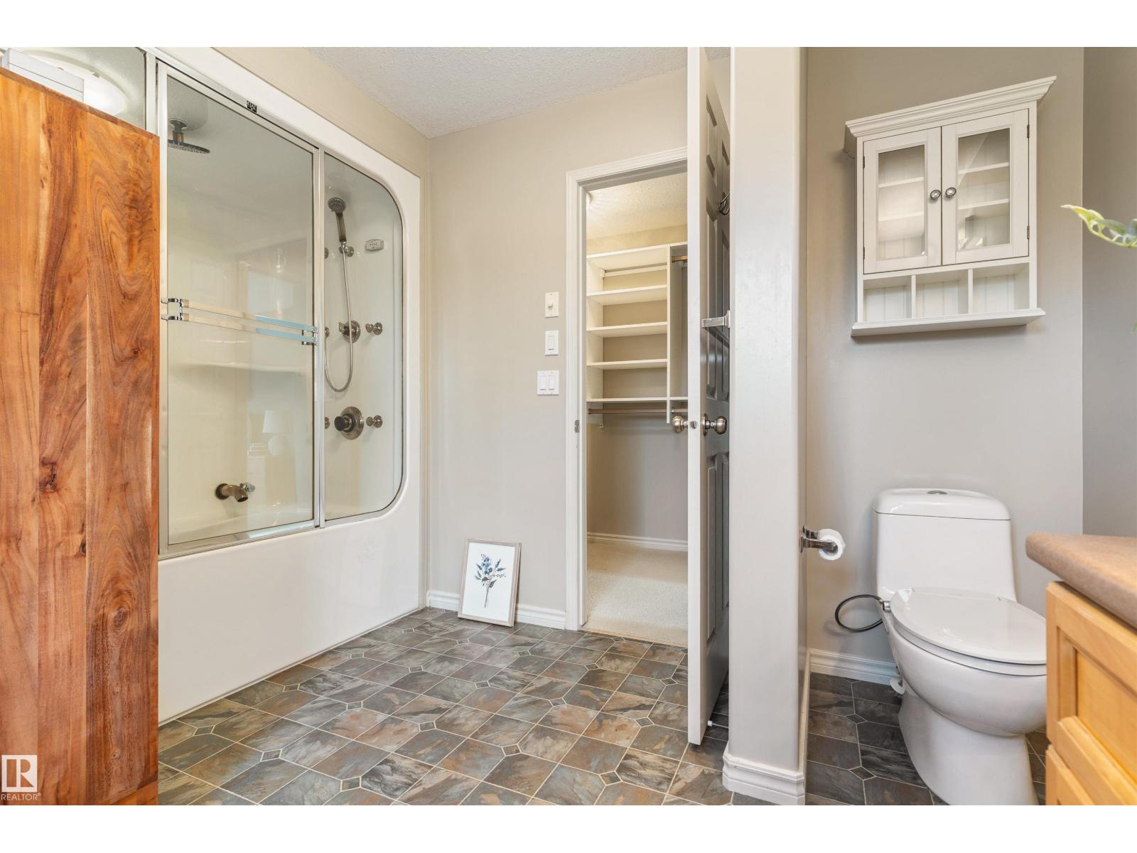 #25 52147 RGE ROAD 231 - 26