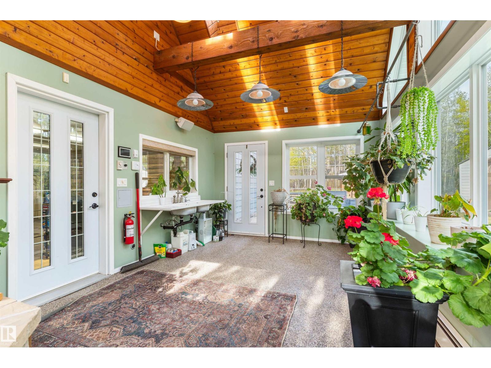 #25 52147 RGE ROAD 231 - 9
