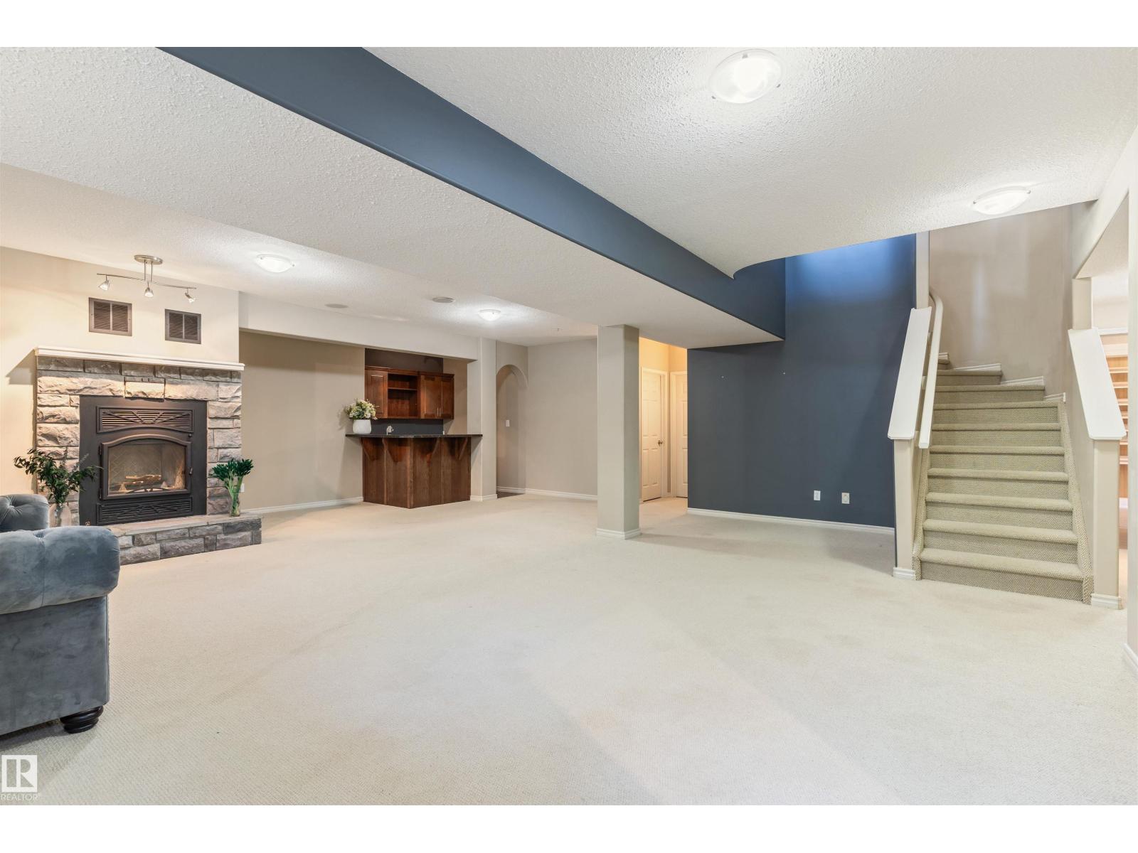 #25 52147 RGE ROAD 231 - 28