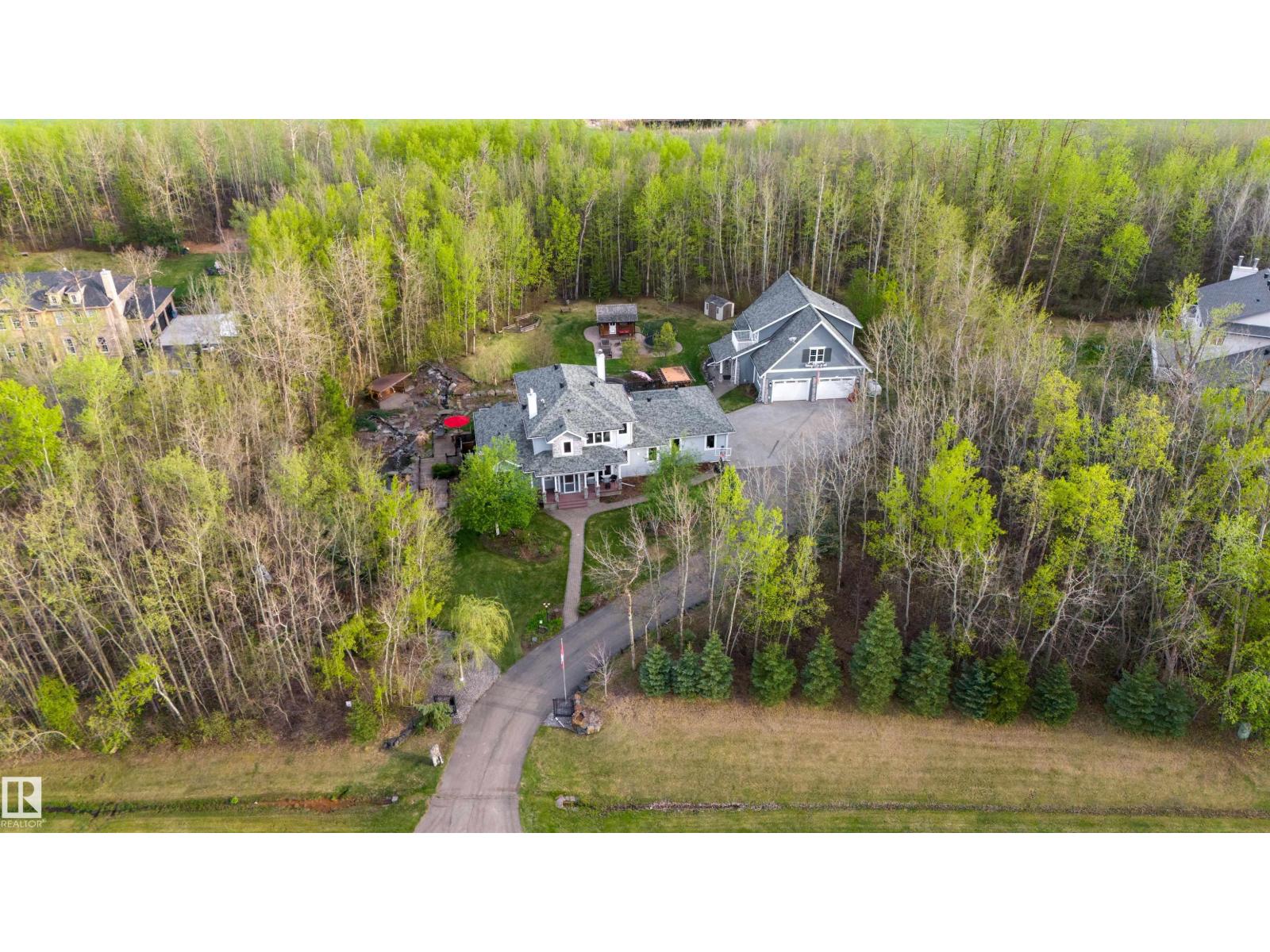 #25 52147 RGE ROAD 231 - 67