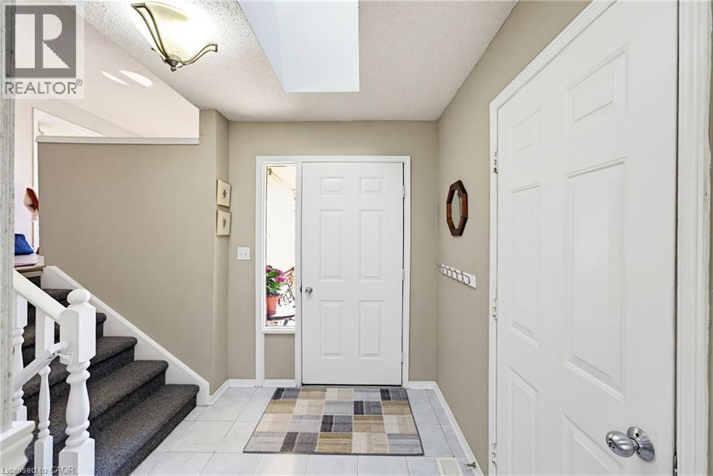 3956 OLD ORCHARD Way - 4