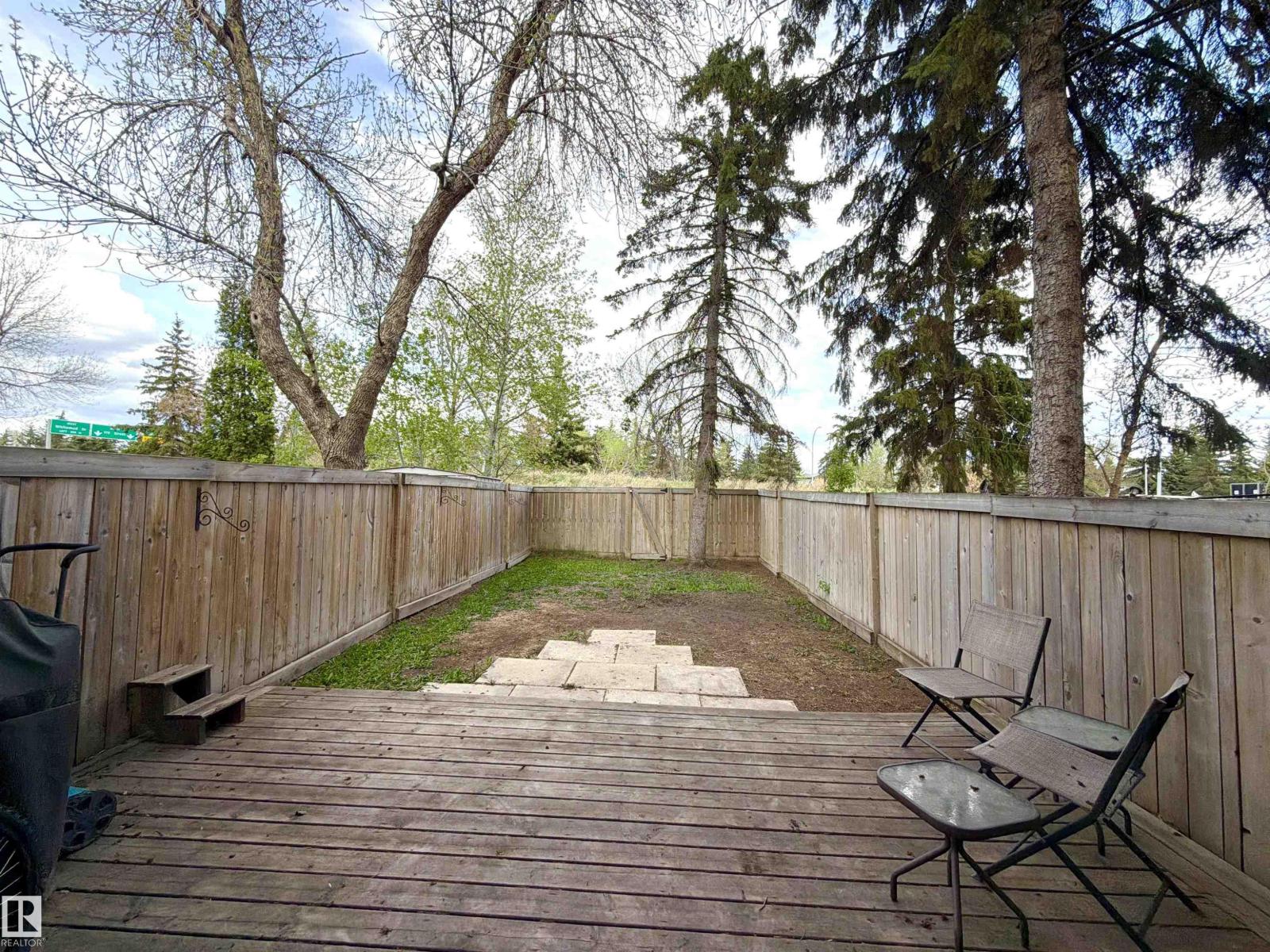 133 WOODSTOCK NW - 5
