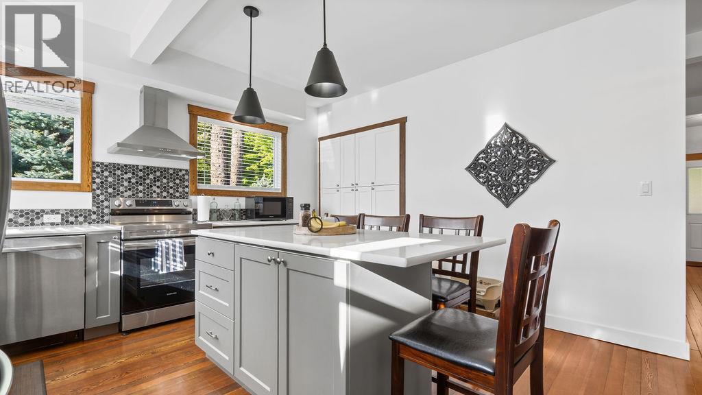 98 2nd Avenue NW - 7