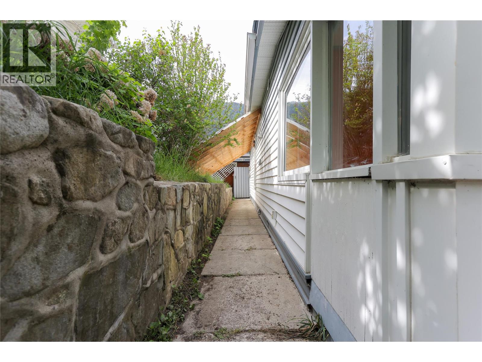 1204 FRONT Street - 28