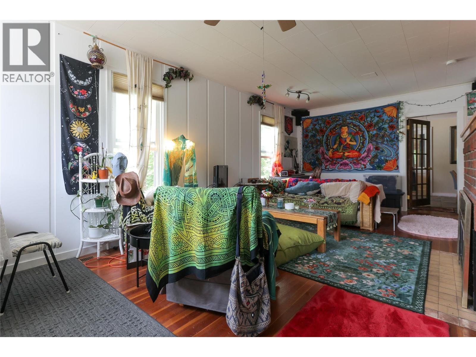 1204 FRONT Street - 5