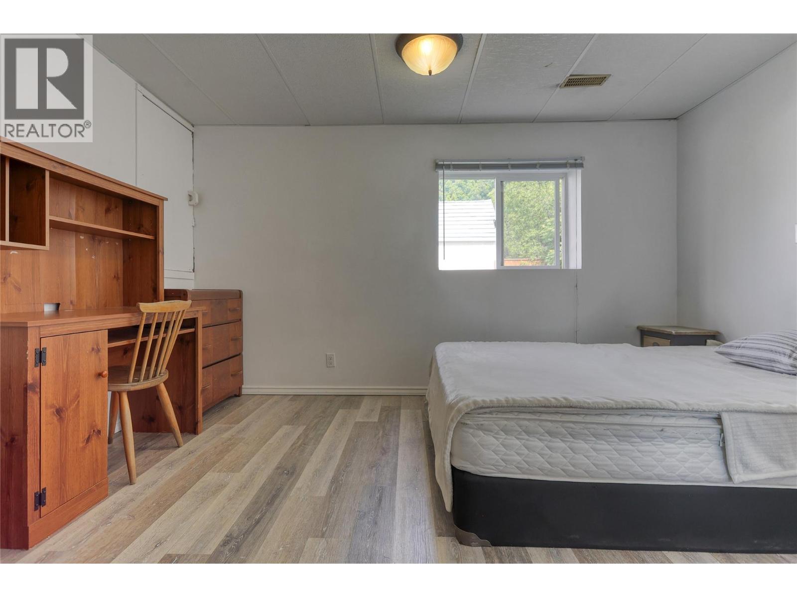 1204 FRONT Street - 20