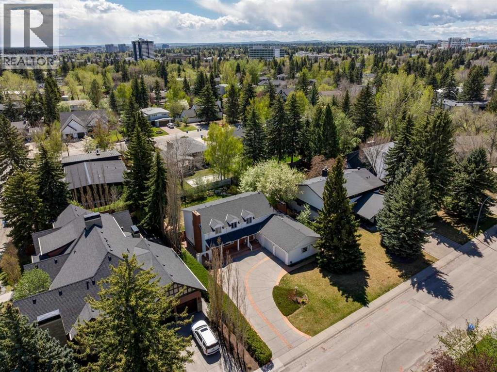 1207 Baldwin Crescent SW - photo 2