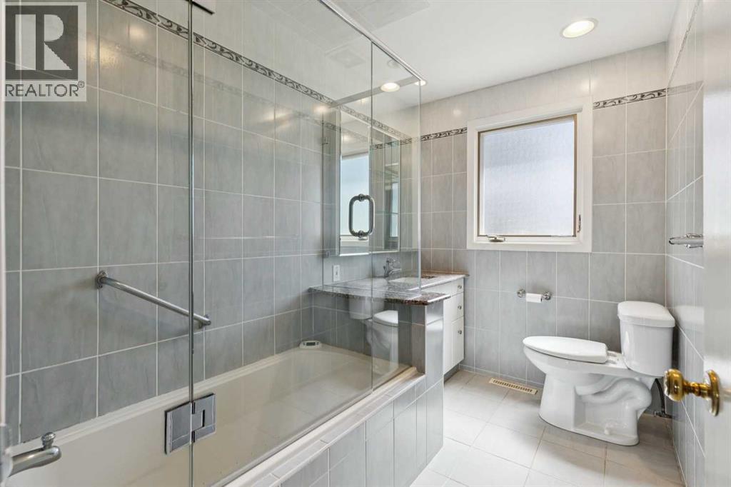 1207 Baldwin Crescent SW — photo 15