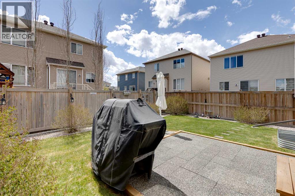304 Windrow Crescent SW - 36