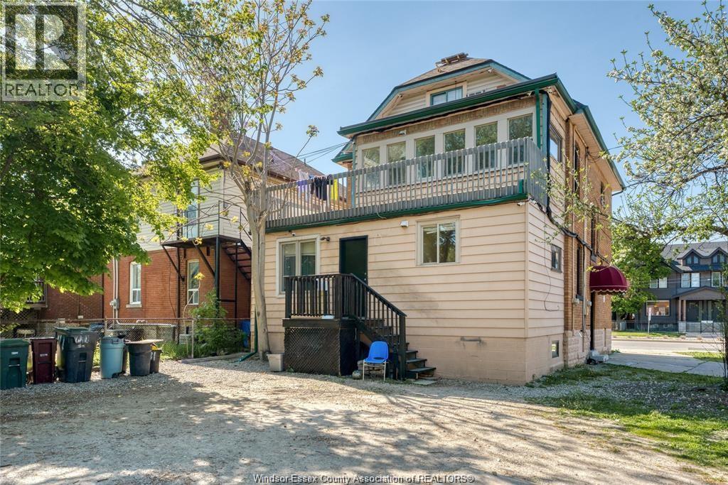 41 Giles BOULEVARD - 9