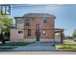 41 Giles Boulevard, Windsor, ON N9A4B6 Photo 10