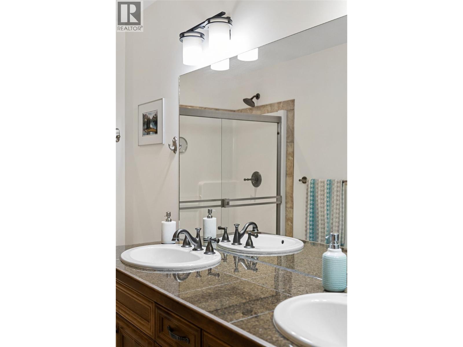 #206 2780 Auburn Road - 22