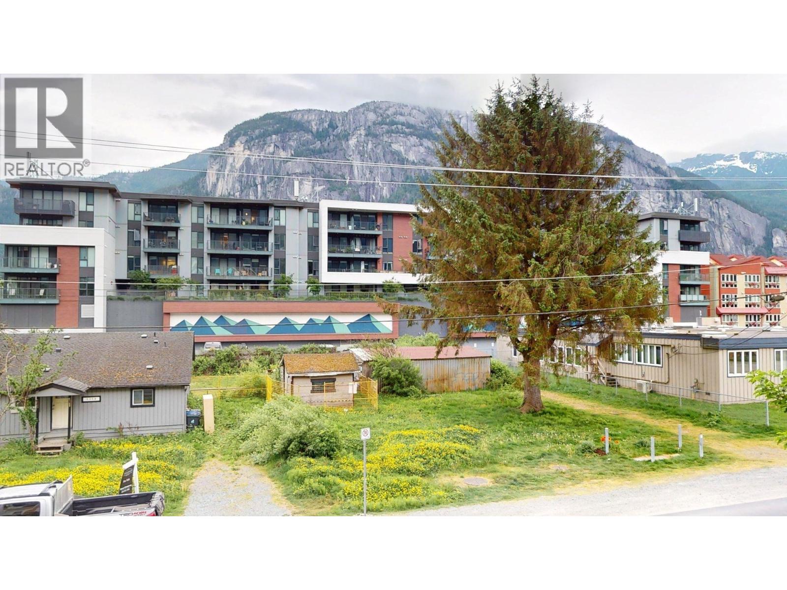207 1336 MAIN STREET, Squamish