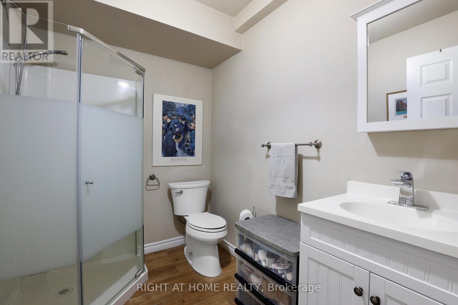 8344 VICTORIA STREET - 21