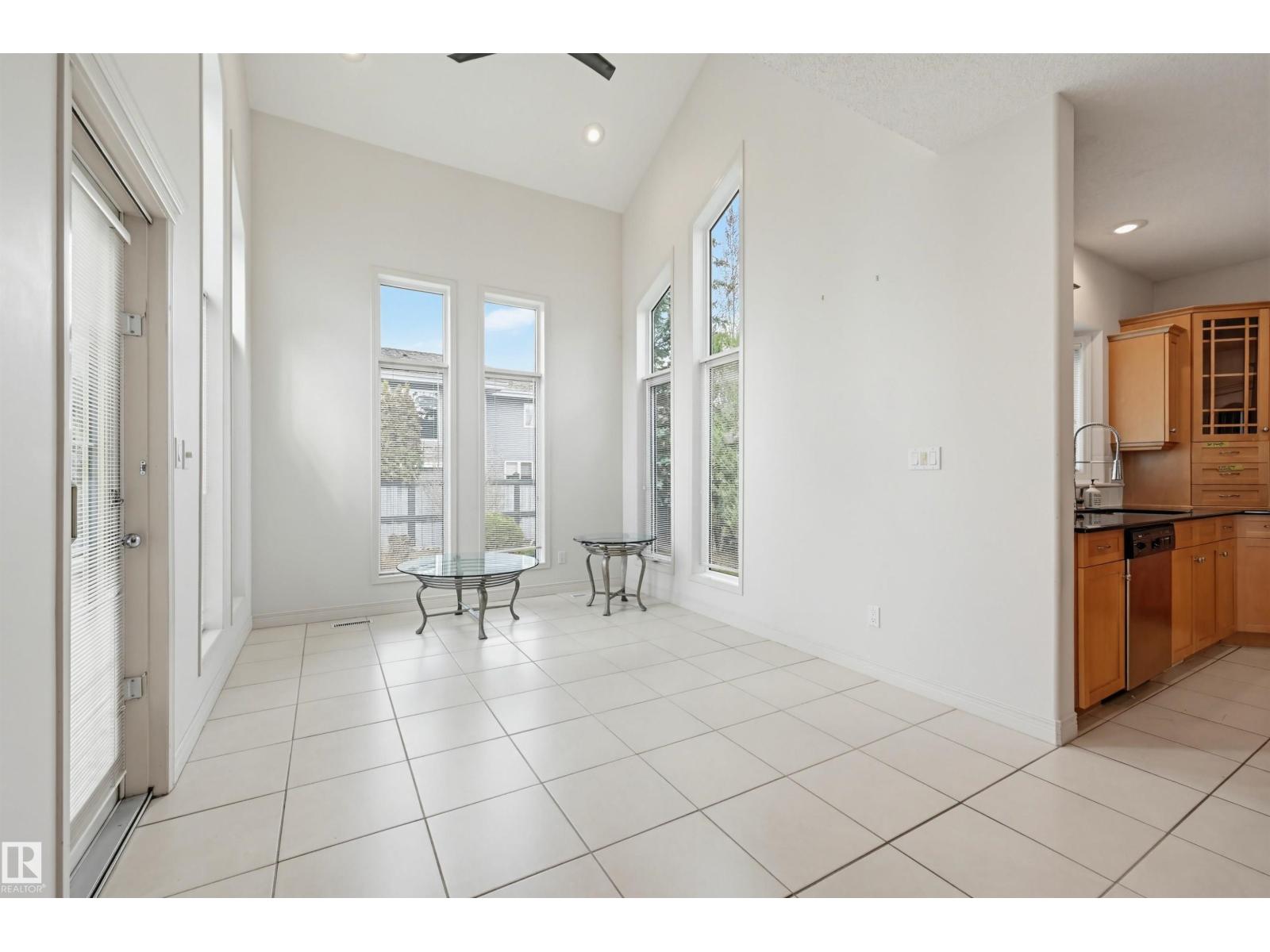 652 HENDERSON ST NW - 13